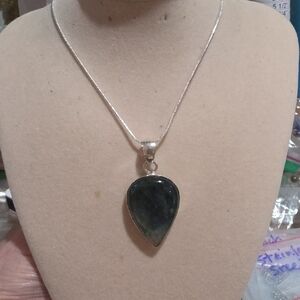 Teardrop Labradorite Stone Pendant Necklace in Silver Plated